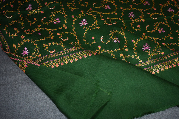 Embroidered fine wool green stole 28x80 inch