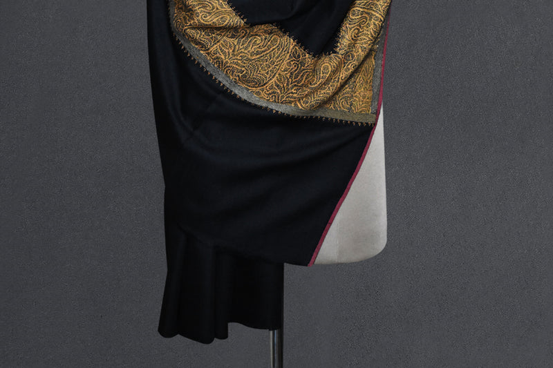 Antique trim pashmina black shawl