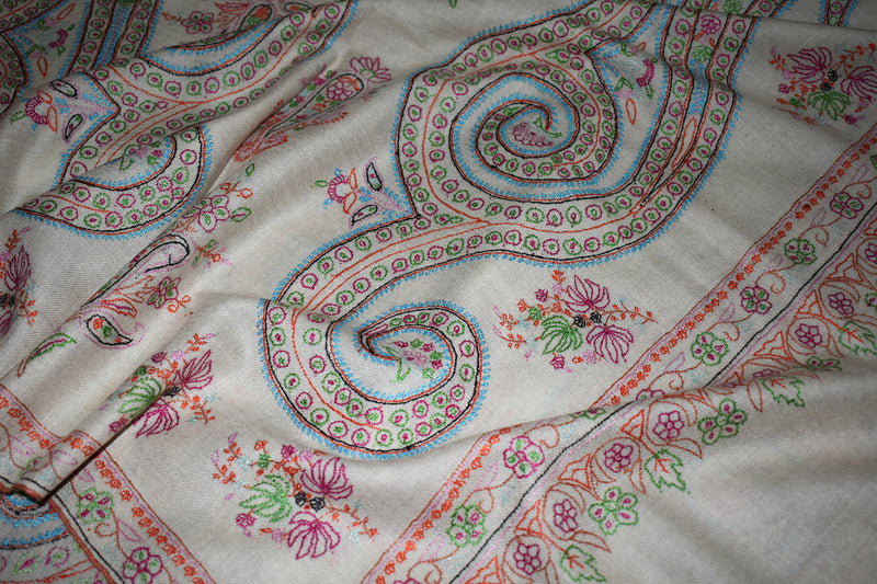 Embroidered pashmina designdar shawl 40X80 inch white