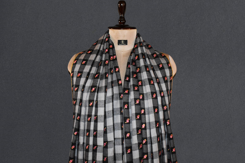 Fine wool Embroidered check shawl 40"x80"