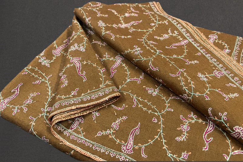 Pashmina hand embroidered jall shawl  40x80 inch