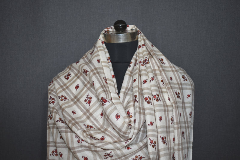 Embroidered shawl fine wool check 40x80 inch